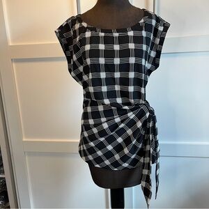 New York & Company Black White Plaid Wrap Top | Cap Sleeve | Size L